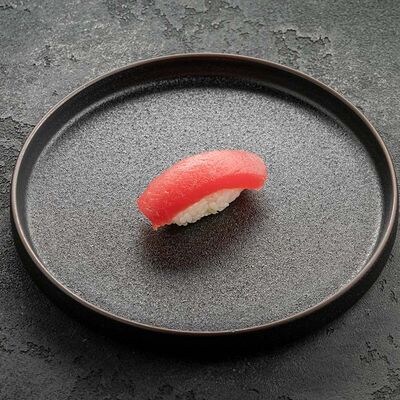 Суши нигири Тунецв Вода & Еда по цене 237 ₽