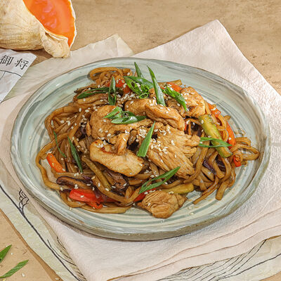 Удон с курицей в Pikapika по цене 3190 ₸