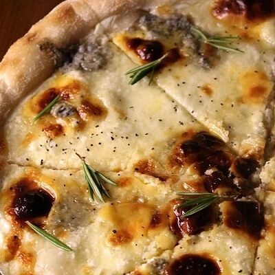 Четыре сыра в Папа Римский по цене 1155 ₽