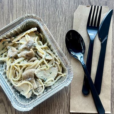 Спагетти курица с вешенкамив Еду домой по цене 340 ₽