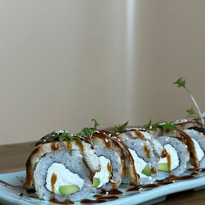 Ролл Канада в Domo по цене 740 ₽