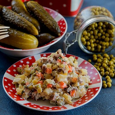 Салат Оливье в Одесса по цене 392 ₽