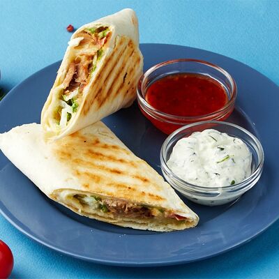 Ролл с индейкой в Корица по цене 400 ₽