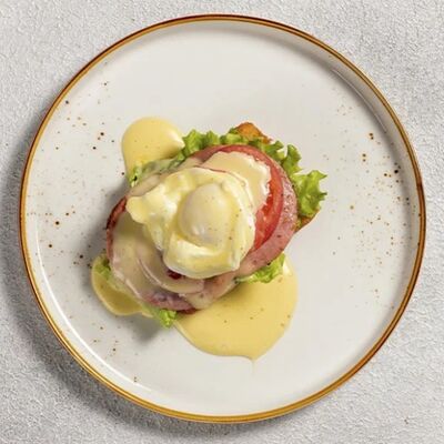 Бенедикт ветчина и томатыв География по цене 560 ₽