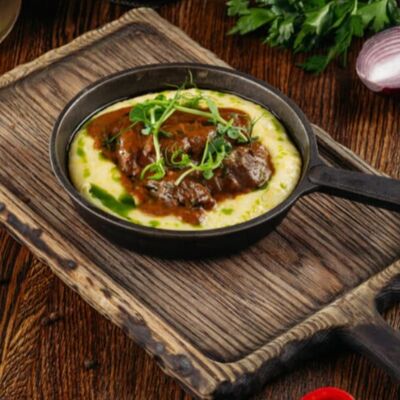 Эларджи с говяжьими щечками в Гуру по цене 1340 ₽