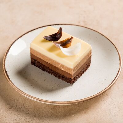 Три шоколада нарезка в RestikVam по цене 390 ₽