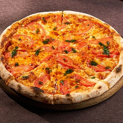 Пицца Маргарита в База по цене 990 ₽