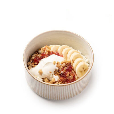 Творог с йогуртом и гранолой в Делюсь добром по цене 550 ₽