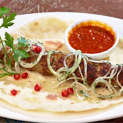 Люля-кебаб из курицы в Рандеву по цене 280 ₽