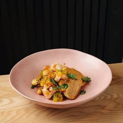 Жареный рис с креветками и манго в Tsunami по цене 790 ₽