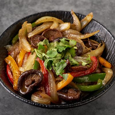 Грибы шиитаке в Samgepo Korean Food по цене 2700 ₸