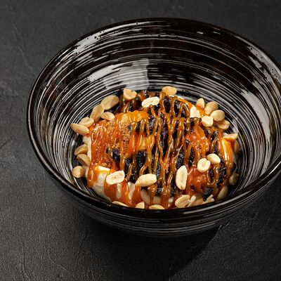 Солёная карамель, чернослив, арахис в По Чесноку по цене 492 ₽