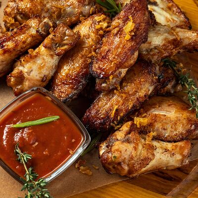 Острые крылышки в William Bass по цене 400 ₽