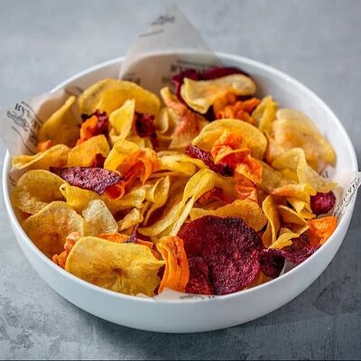 Домашние чипсы из корнеплодов в Раковая на Усачева по цене 520 ₽