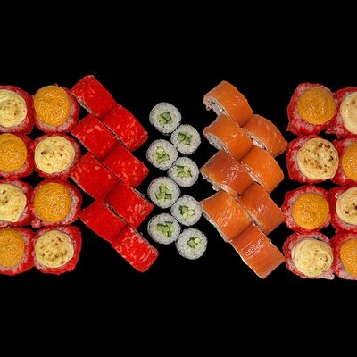 Новогодний маскарад в Суширо по цене 1930 ₽