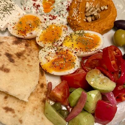 Большой греческий завтрак в Мандарин по цене 765 ₽