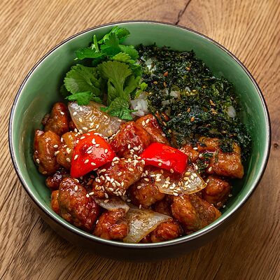 Курица в кисло-сладком соусе в Sia bar по цене 764 ₽