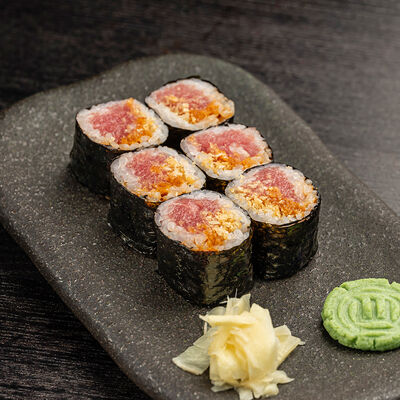 Маки Криспи-тунец и юзу в Neoni по цене 790 ₽