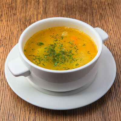 Куриный суп с домашней лапшой в Помидорро по цене 295 ₽