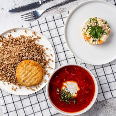 Шницель с гречкой, салат Оливье и борщ в Сели-Съели по цене 635 ₽