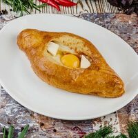 Хачапури по-аджарски в Араз Палас