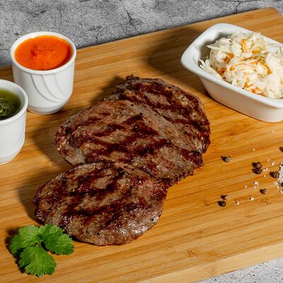 Медальоны из вырезки говядины в Cutlet by El Gauchito по цене 2450 ₽