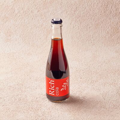 Rich Cola в Хачапури выпечка и вино по цене 310 ₽