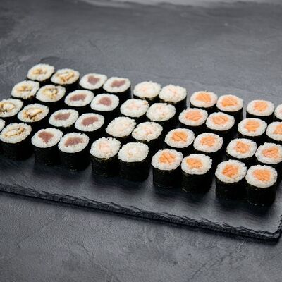 Сет №2 в Тобико по цене 1640 ₽