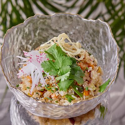 Рис с овощами на воке в Море на Патриках по цене 550