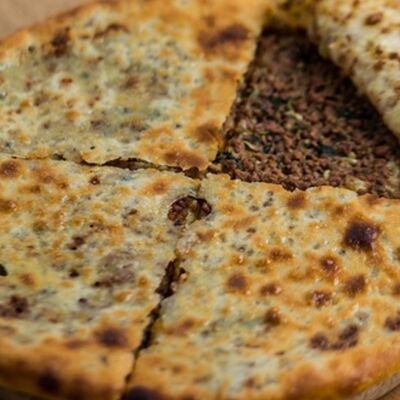 Кубдари с говядиной в Бебо по цене 490 ₽