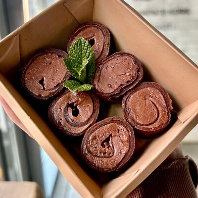 Шоколадный ролл в Енот молотый по цене 199 ₽