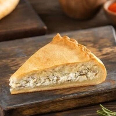 Пирог с брынзой, творогом и зеленью в Мама Испекла по цене 820 ₽