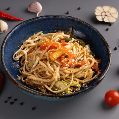 Вок овощной в соусе Удон в Активити парк по цене 400 ₽