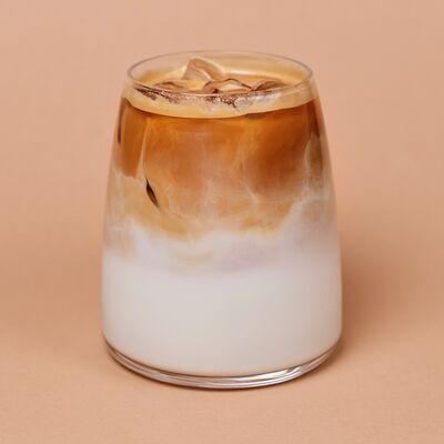 Айс флэт-уайт в Kalabasa по цене 438 ₽