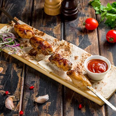 Шашлык из куриного филе в ШаурМангал по цене 480 ₽