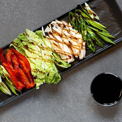 Салат Азиатский в Чебуреки Манты по цене 220 ₽