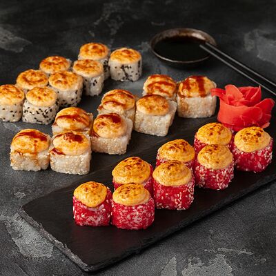 Сет запечённый в SushiHit по цене 990 ₽
