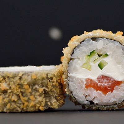 Филадельфия темпура в Дзиро суши-бар по цене 580 ₽