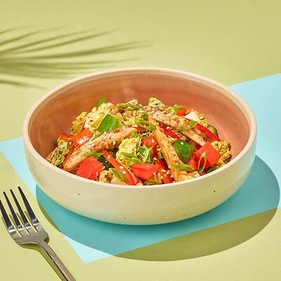 Салат в стиле пад-тай в Dostaевский по цене 332 ₽