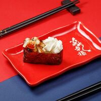 Гункан угорь крем в Sekai Суши