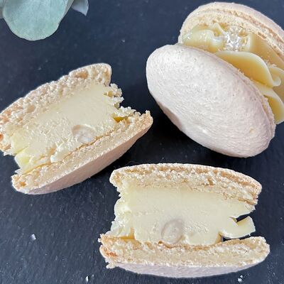 Макарон Рафаэллов Кондитерская Конфетка Питер по цене 205 ₽