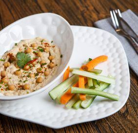 Хумус с сельдереем и овощами в Рецептор по цене 480 ₽