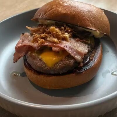 Острый бургер Toscana в Bella Strada по цене 890 ₽