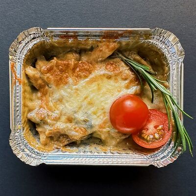 Жюльен с куриным филе и грибами в Трюфель по цене 440 ₽