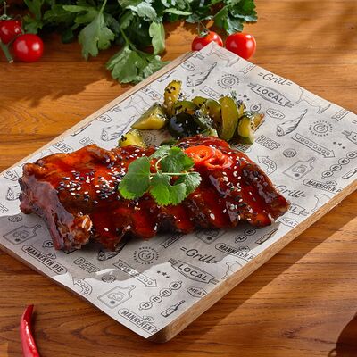 Свиные ребрышки в соусе тайский чили в BBQ Beer Restaurant по цене 1140 ₽