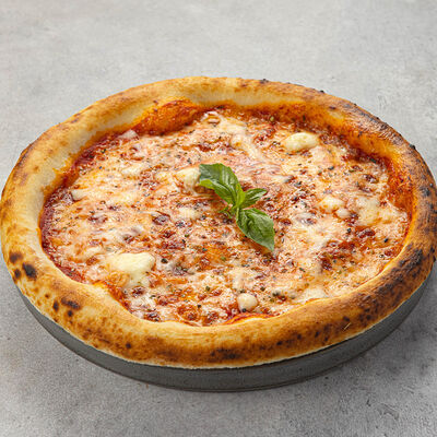 Пицца Маргарита 22 см в Peperoni по цене 430 ₽