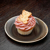 Капкейк Клубника-Базилик в Mon Baton