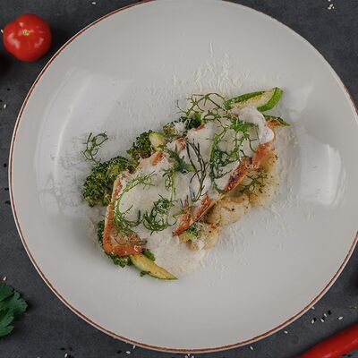 Филе цыпленка с овощами в Руки ВВерх! Бар по цене 680 ₽