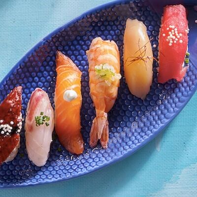 Суши Лосось в Черетто море по цене 490 ₽