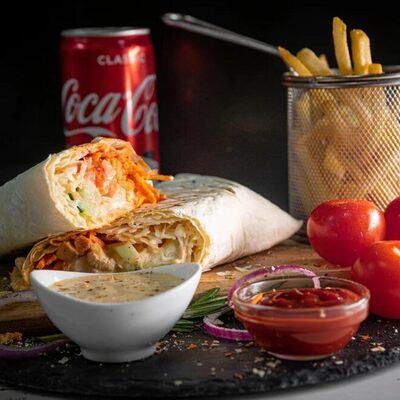 Комбо Восточная в Шаурма от Яши по цене 565 ₽